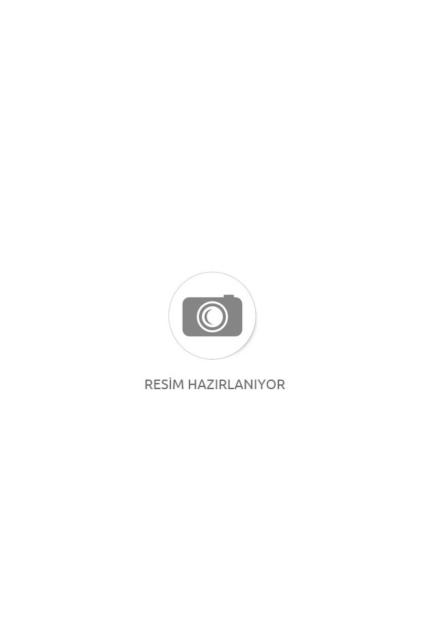 Botte Kalın Tabanlı Bağcıklı Beyaz Kadın Bot